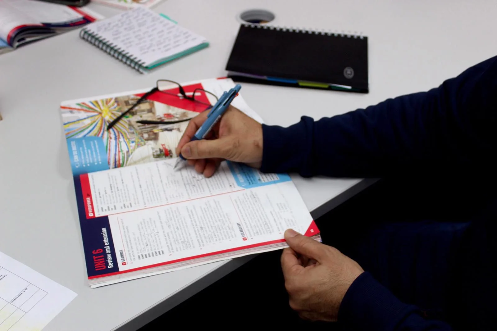 General vs Intensive English Courses: Which One Is Right for You? - Yorkshire College blog thumbnail