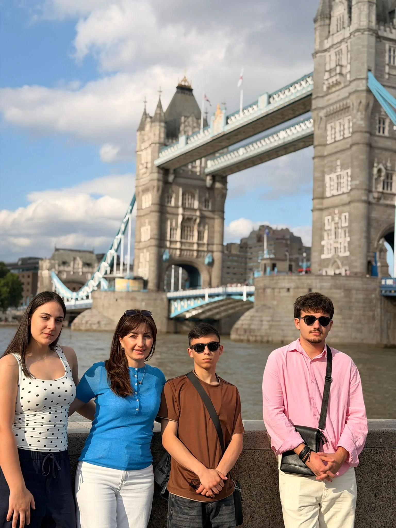 What to Expect in Your First Week at an English Language School - Yorkshire College blog thumbnail
