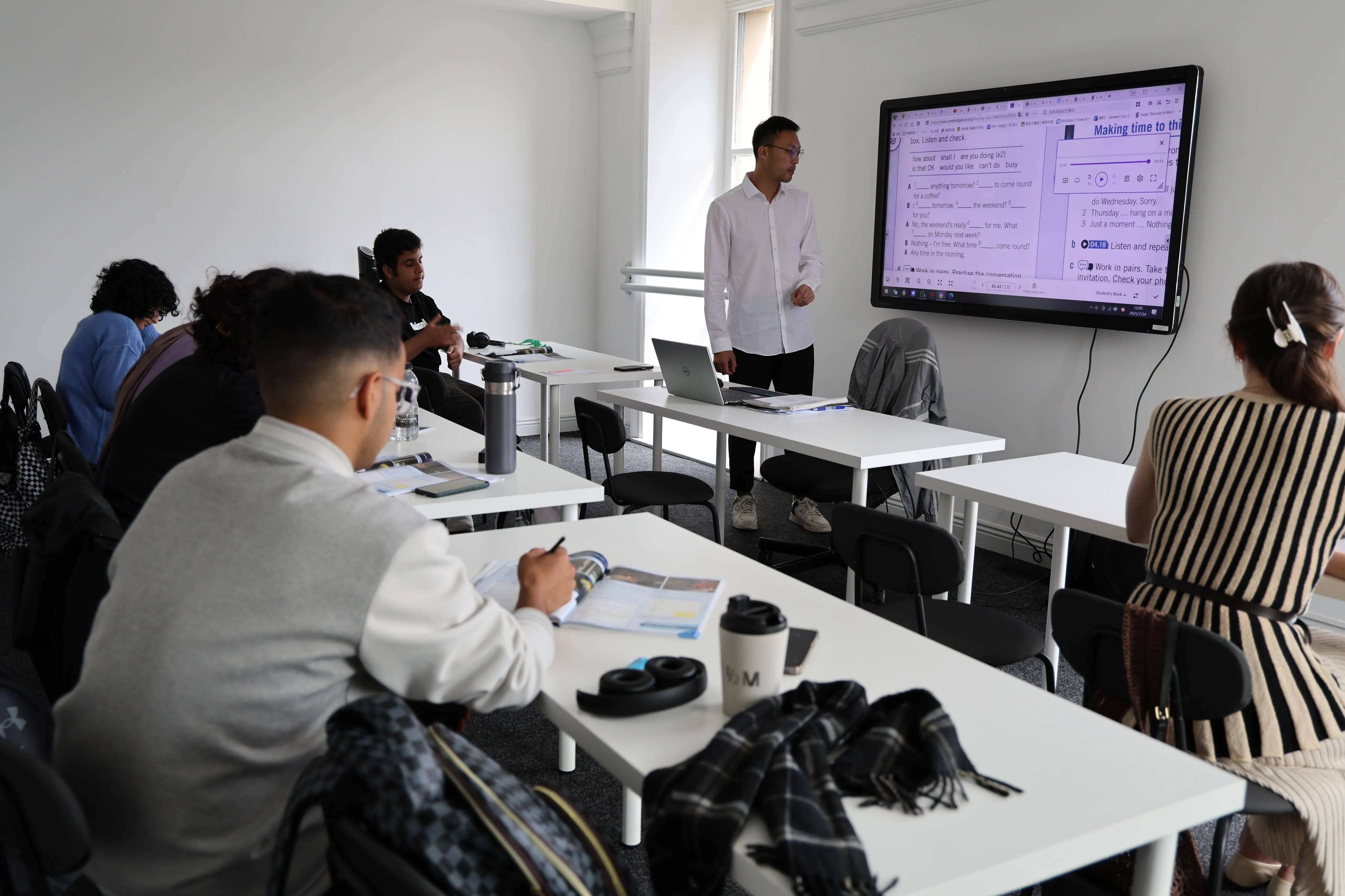 Spanish and French beginner courses at Yorkshire College Leeds